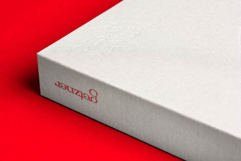 Getzner Textil – Brand Guide – Textilveredelung und Prägung