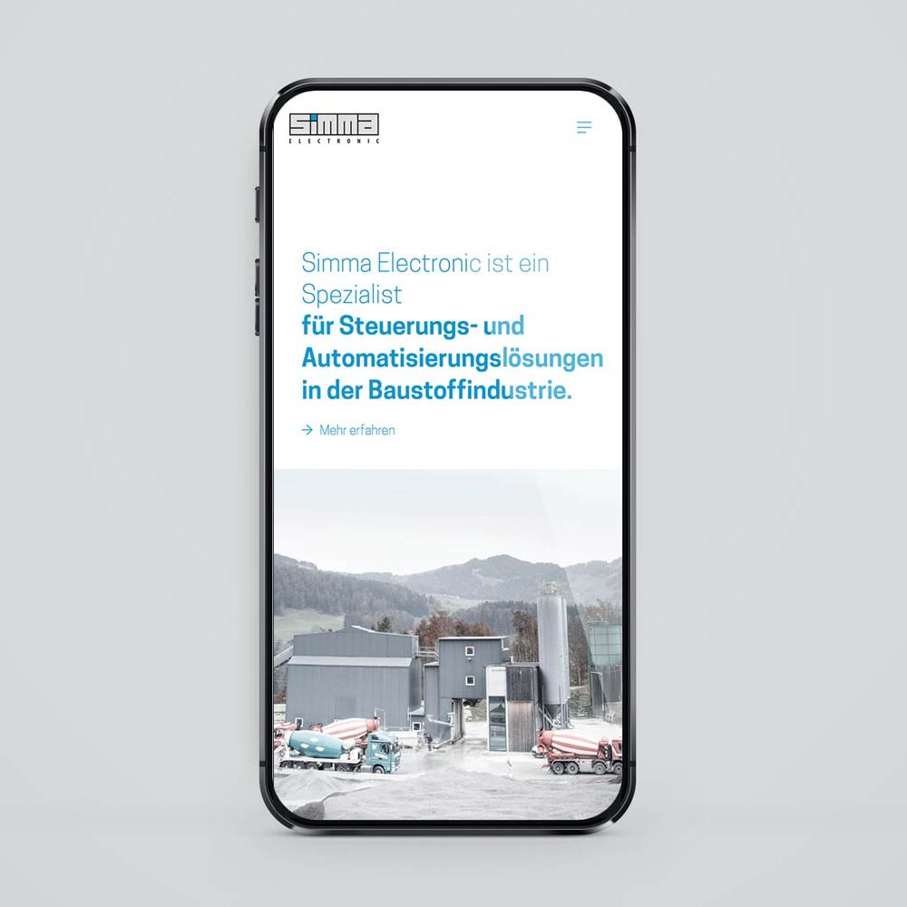 12140_Simma_Website_NEU_Mockup_Phone_01 Startseite – Mockup in iPhone